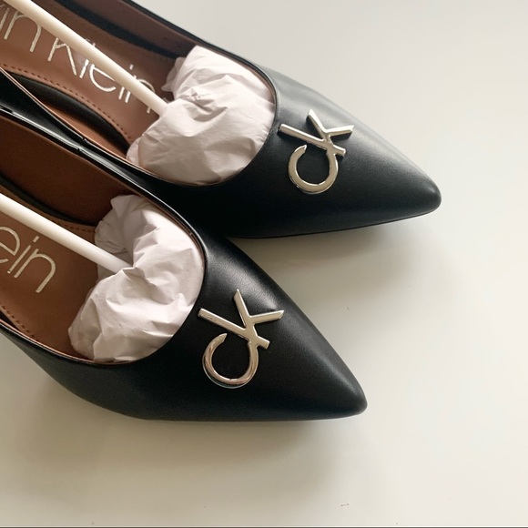 🌸New🌸 Calvin Klein Greta Pump Heel Shoe Sz 8.5 Black NIB - Picture 8 of 14